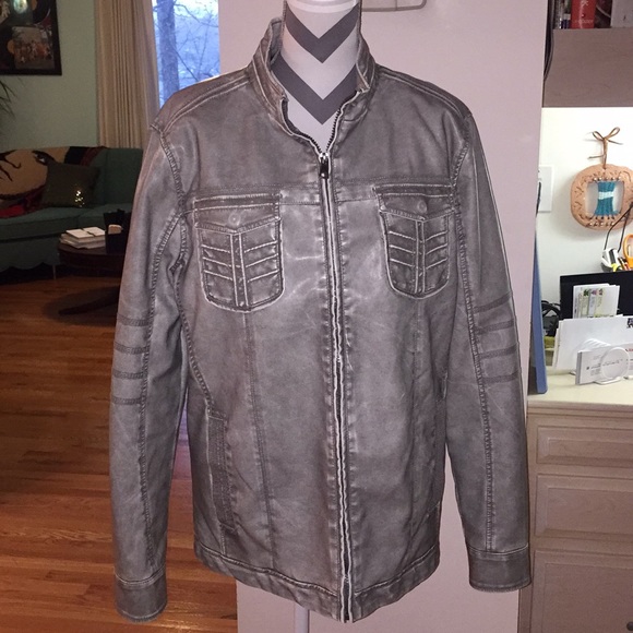 Men's Leather Jacket!